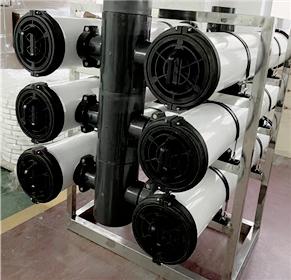 Come installare la cartuccia del filtro ad alto flusso nell'alloggiamento del filtro in FRP?